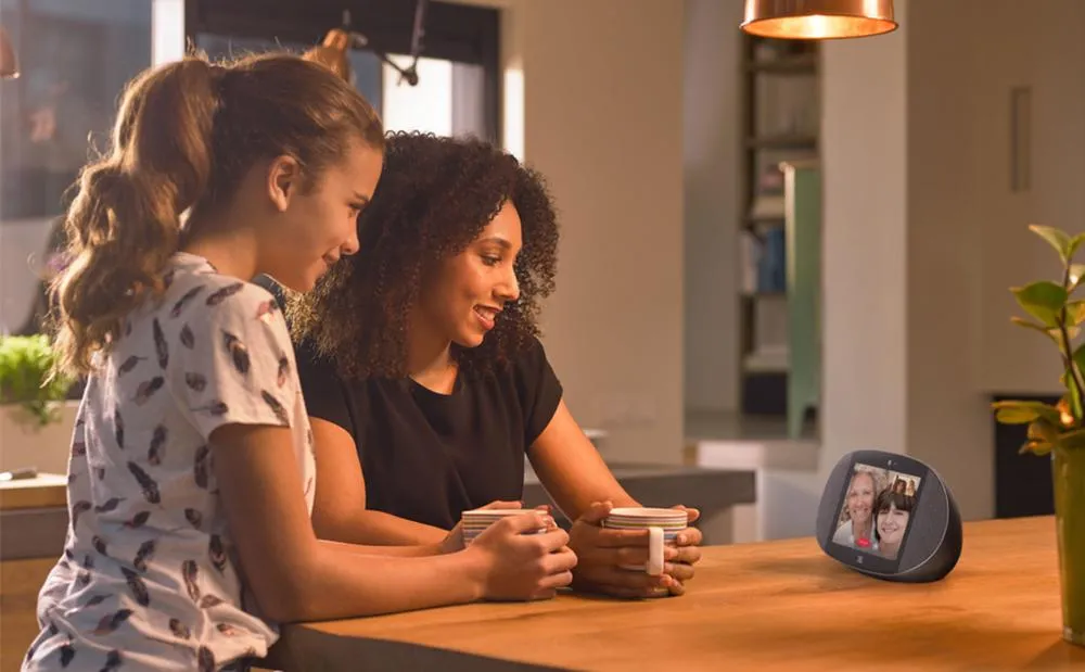 JBL Link View Smart Display Speaker With Google Assistant 